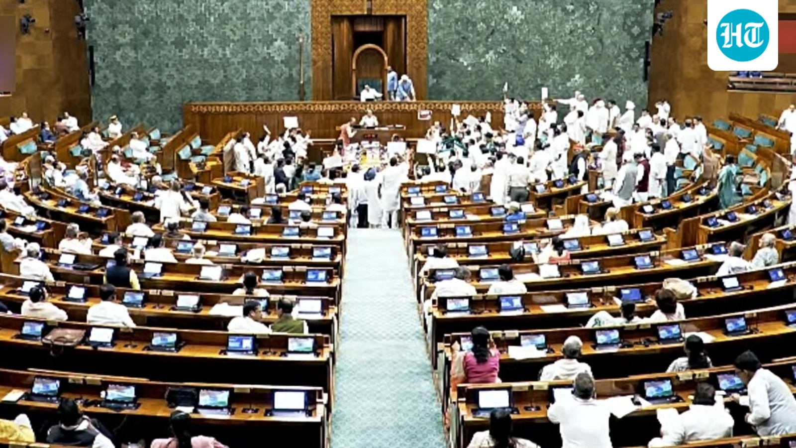 संसद का मानसून सत्र, विपक्ष का हंगामा