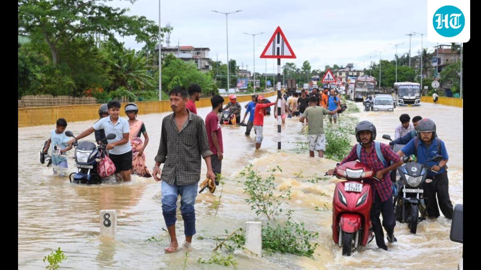 असम में बाढ़ की स्थिति और प्रशासन की तैयारी