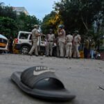 दिल्ली के कनॉट प्लेस में प्रदर्शनकारियों का आंदोलन