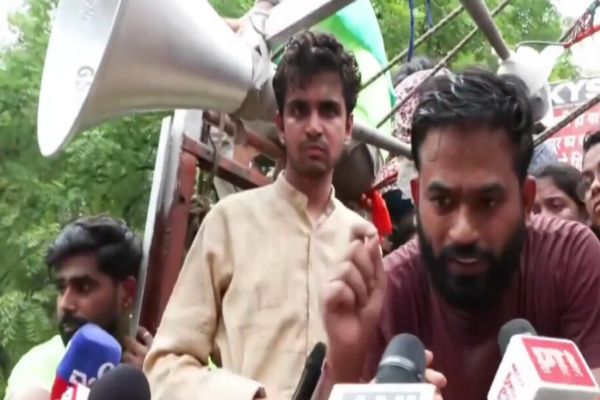 दीपके का बयान सीएए के खिलाफ प्रदर्शन का संकेत है