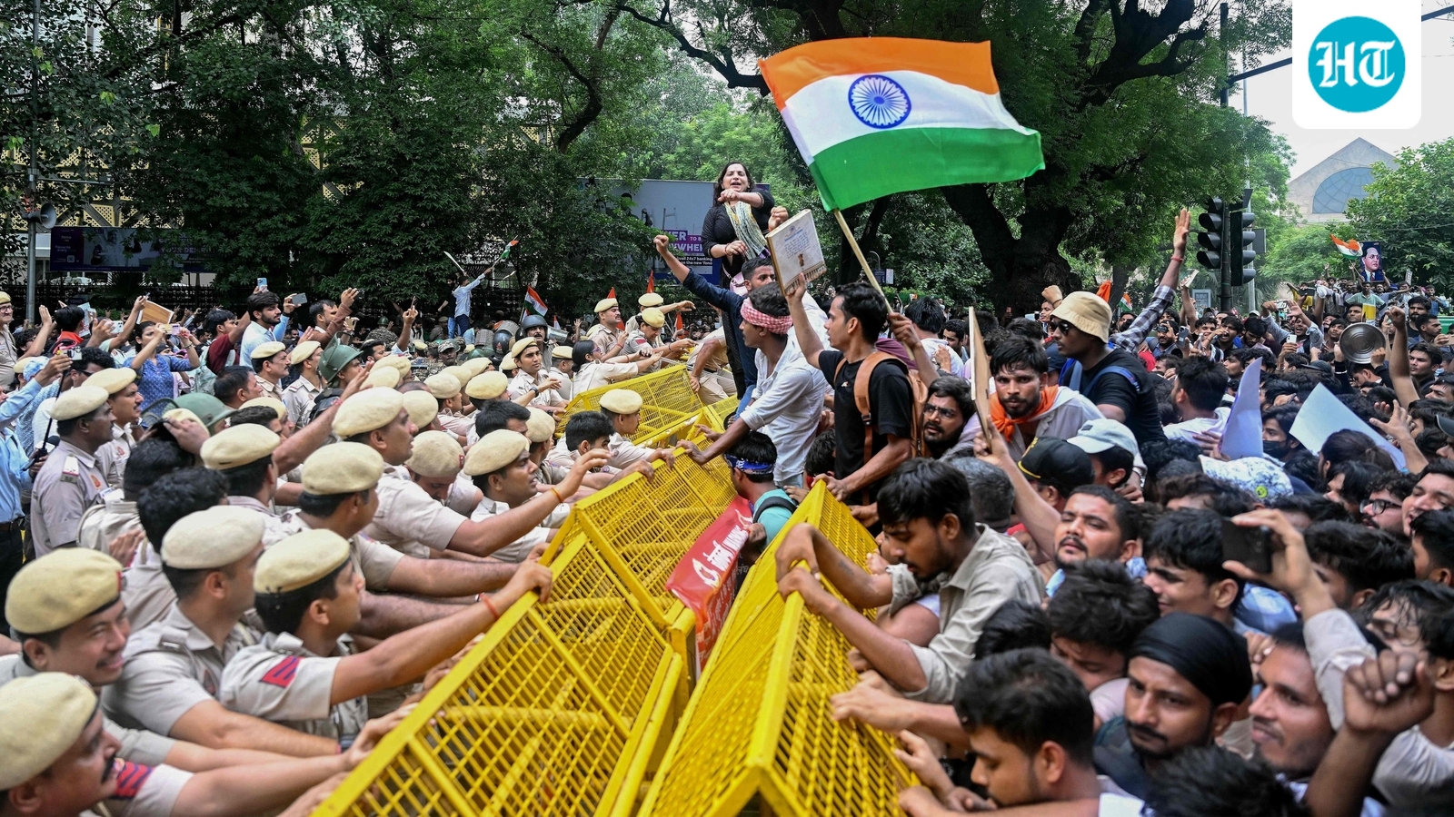 CJP का 'चलो संसद' मार्च, अभिजीत दीपके की भूख हड़ताल