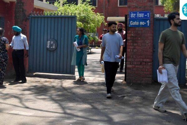 सोशल मीडिया पर वायरल फर्जी तस्वीरों का संदर्भ