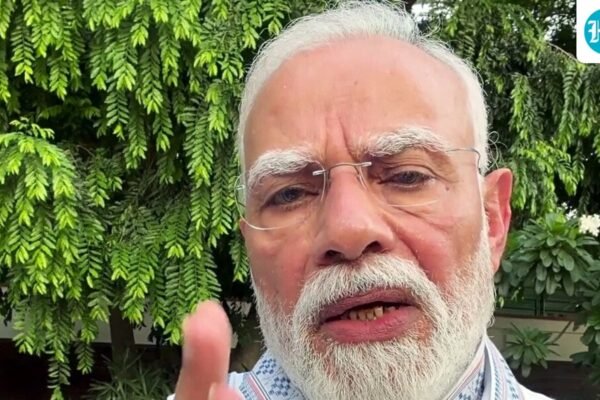 पीएम मोदी छात्रों को सुधार और मार्गदर्शन की अपील करते हुए