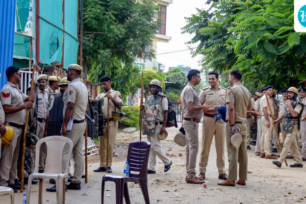 गुरुग्राम में पति की पत्नी द्वारा तलाक की मांग और हत्या की जांच