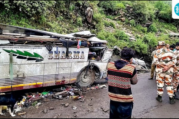 चंबा में हुई बस दुर्घटना, 7 लोगों की मौत
