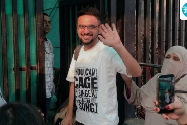 जेएनयू में उमर खालिद की किताब कार्यक्रम विवाद का दृश्य