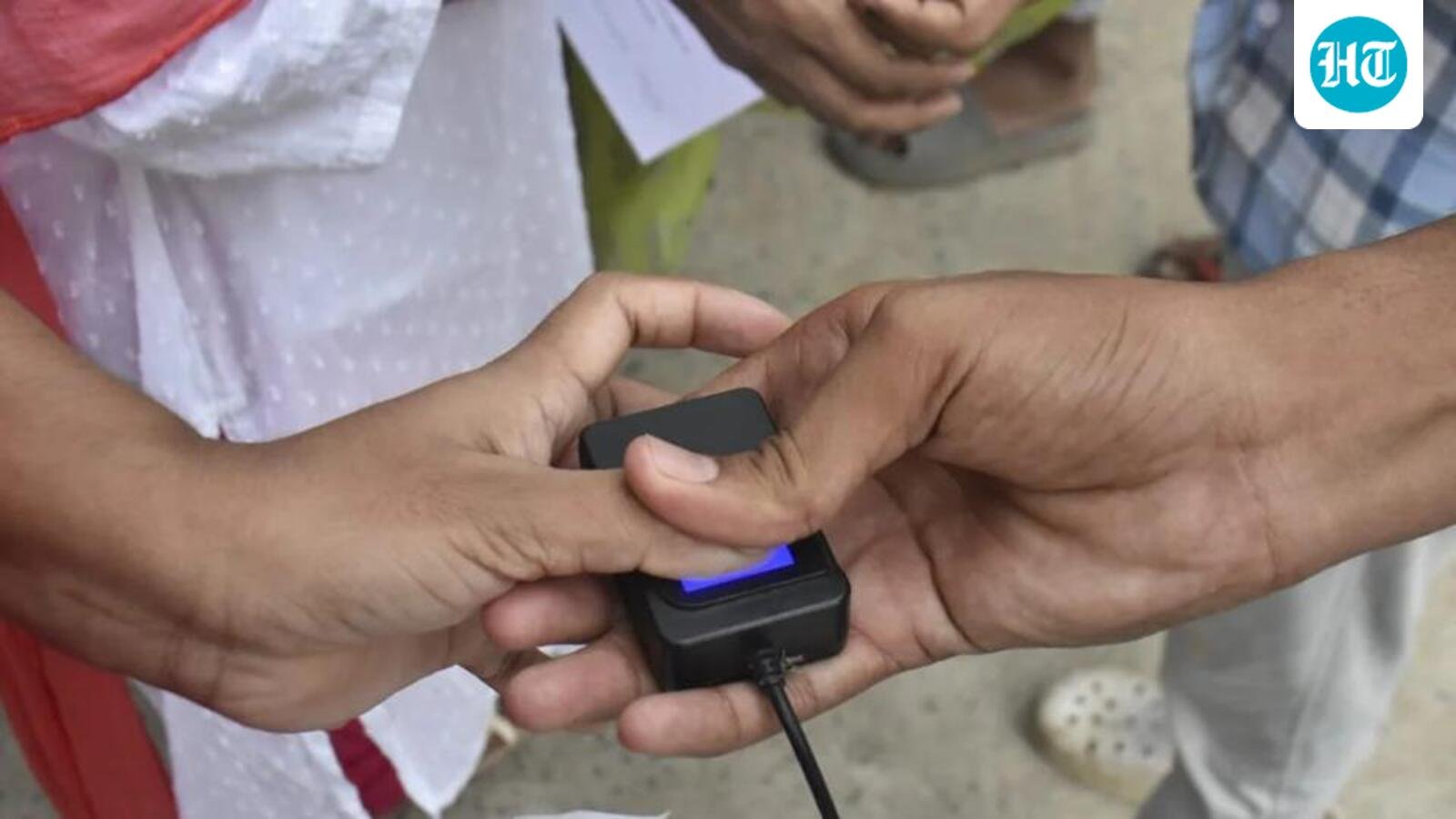सरकार ने टेलीकॉम उपयोगकर्ताओं के बायोमीट्रिक डाटाबेस की योजना रद्द की