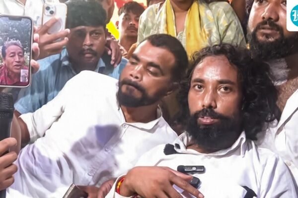देवेन्द्रनाथ महतो अनशन पर, झारखंड परीक्षा आंदोलन का चेहरा