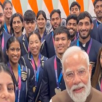पीएम मोदी ने CWG पदक विजेताओं के साथ मुलाकात की