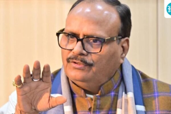 लखनऊ में उप मुख्यमंत्री ब्रजेश पाठक का केंद्रीय मंत्री से मिलने का आश्वासन