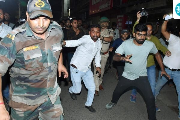 रांची पुलिस द्वारा जेपीएससी-जेएसएससी नेताओं के खिलाफ FIR की तस्वीर